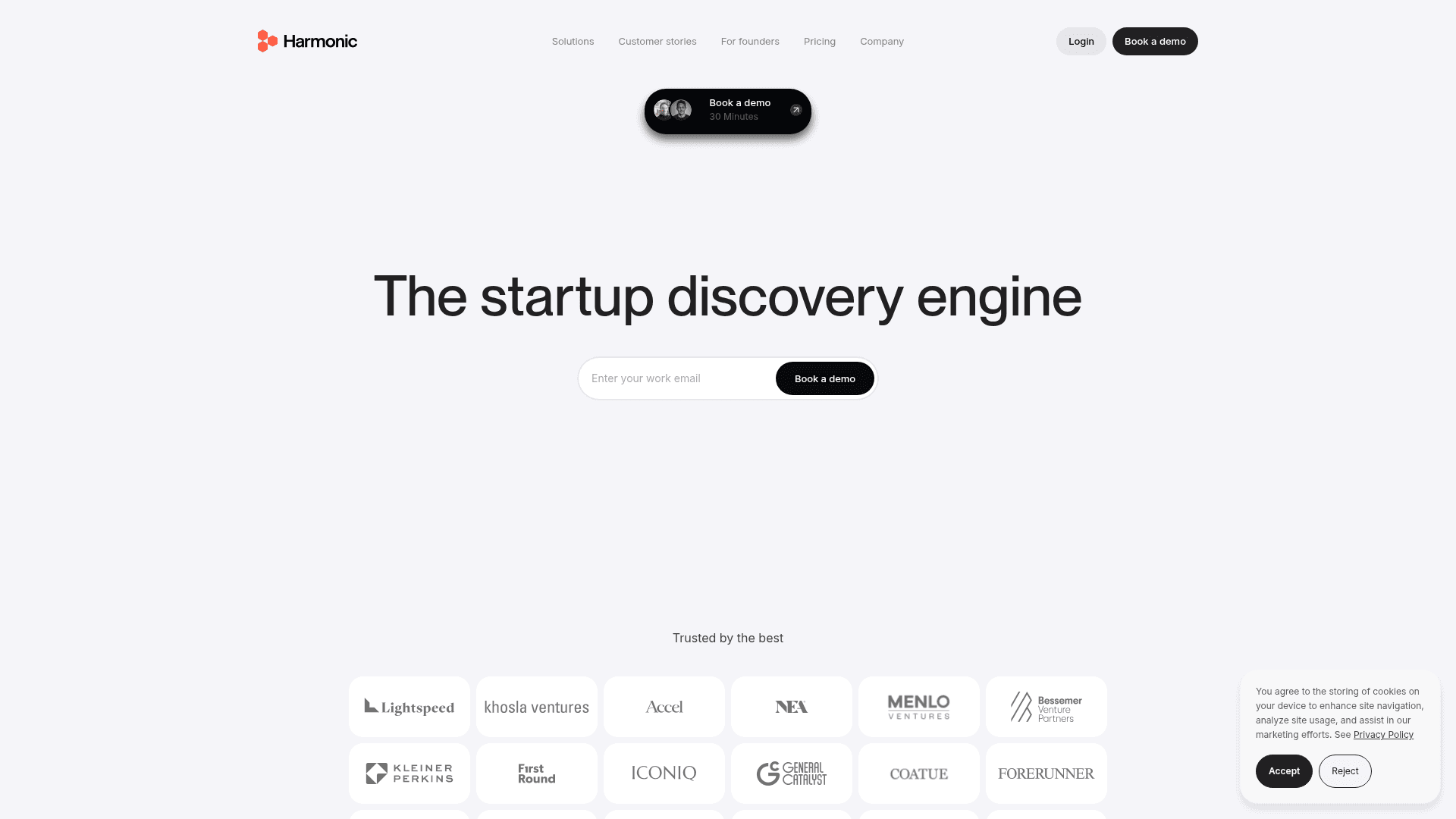 Interface Harmonic, Motor de Descoberta de Startups com IA, exibindo funcionalidades